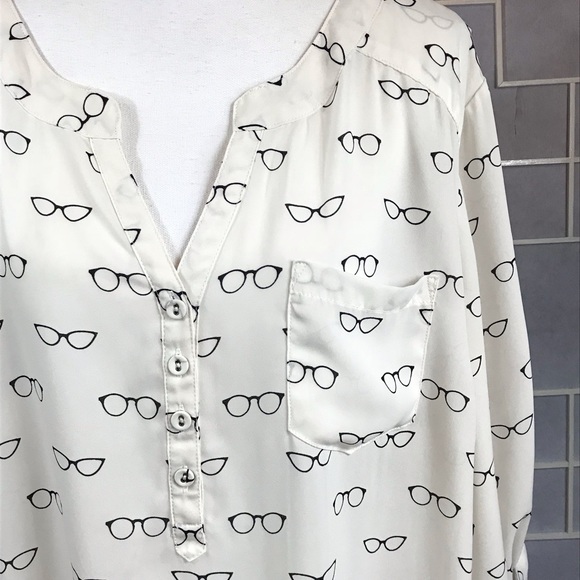 torrid Tops - ✂️ Torrid spectacles blouse